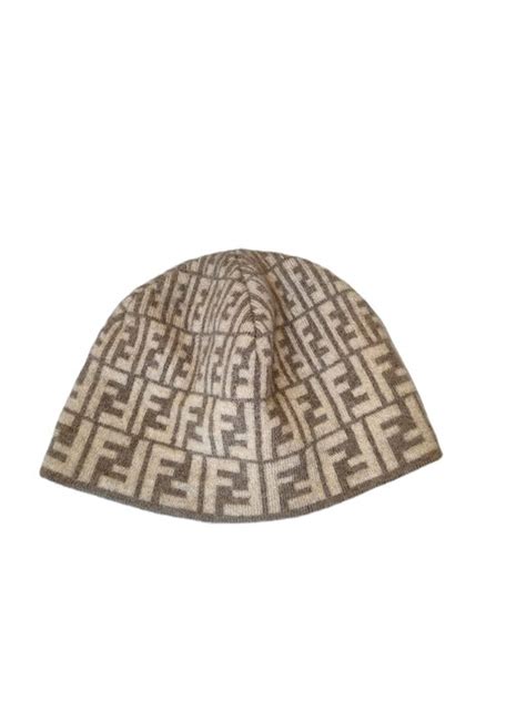 cappello fendi invernale donna pon pon beige|芬迪(IFS国际金融中心百货).